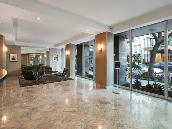 201 East 21st Street image 10 of 10