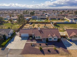 13576 Cochise Rd, Apple Valley, CA 92308