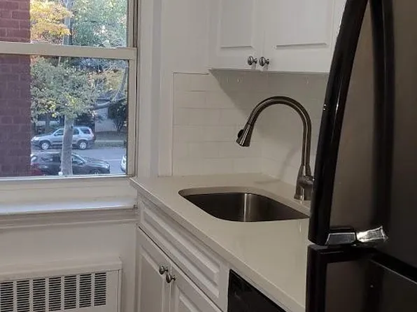 1020 Neilson St #2, Far Rockaway, NY 11691