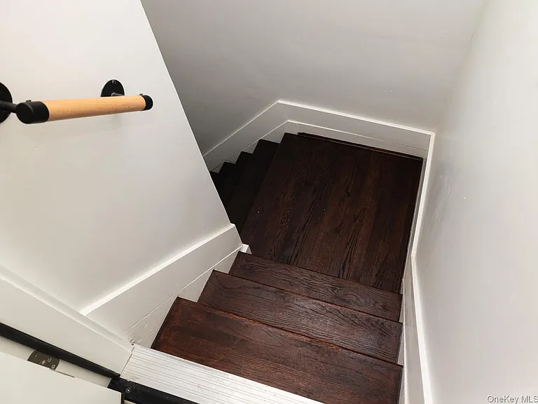 47 Wood St #2 — Photo 15
