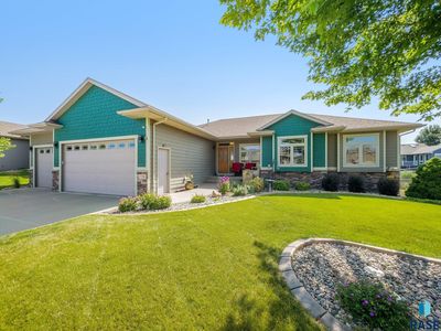 1708 S Monticello Ave, Sioux Falls, SD, 57106