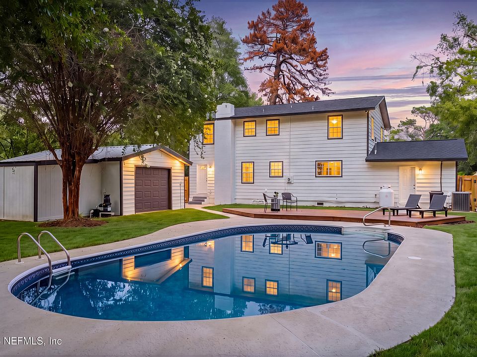1st image of 116 SUZANNE Avenue