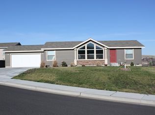 3101 SW River View Dr, Pendleton, OR 97801