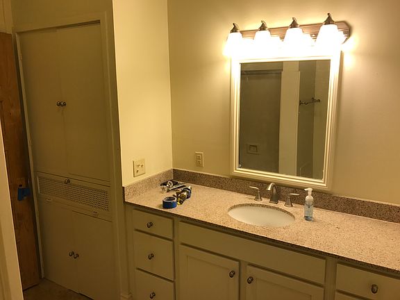 4th image of 3216 Prytania St