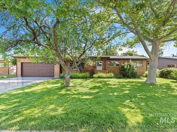 6910 W Brentwood Dr, Boise, ID 83709