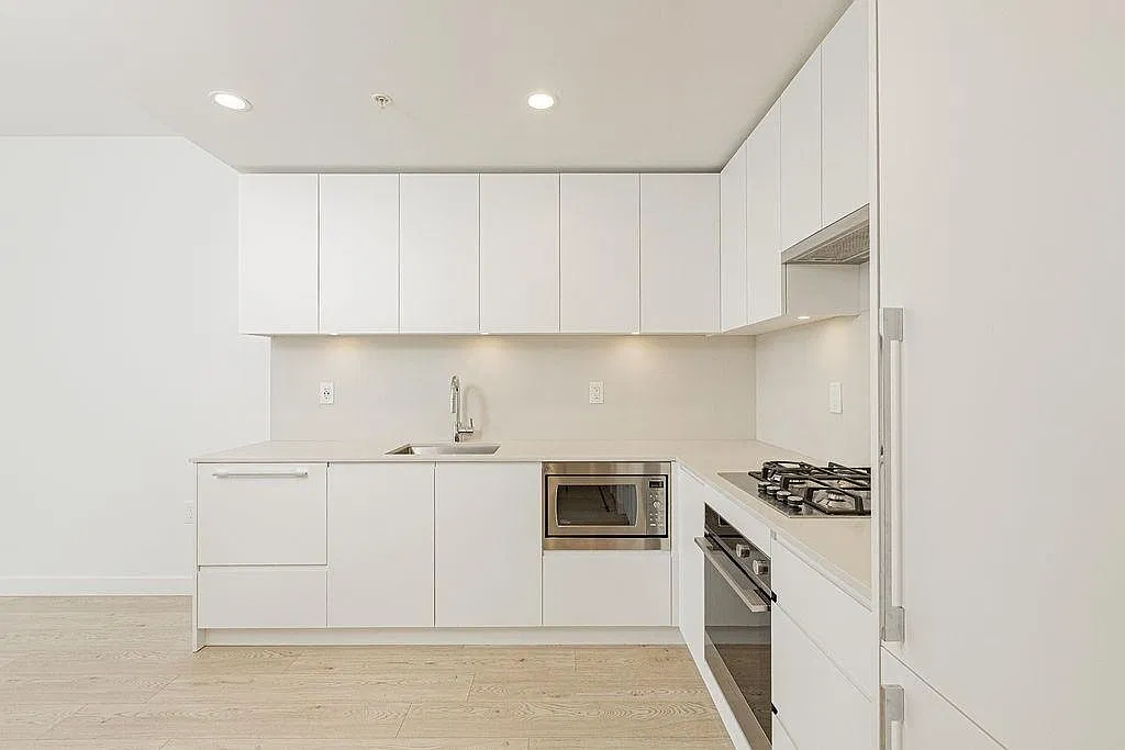 1 bed, 496 sqft, $2,100 — Photo 2