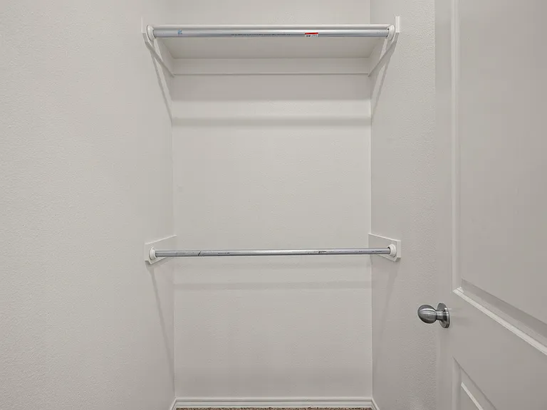 5708 Lehigh St — Photo 14