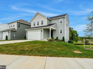 107 Midsummer Ln, Middletown, VA 22645