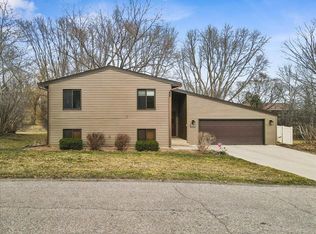 110107 Arboretum Way, Chaska, MN 55318