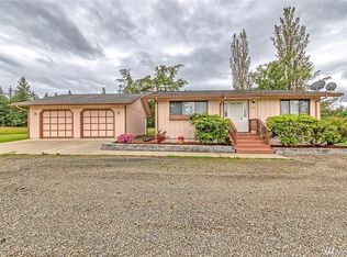 225 Bishop Hill Rd, Chimacum, WA 98325