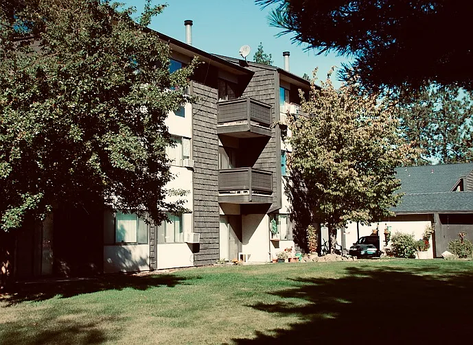 Alderwood Apartments — Photo 2