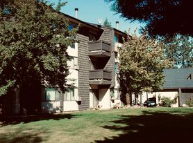 Alderwood Apartments