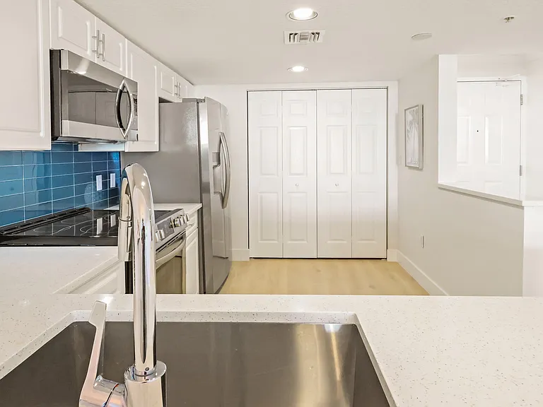 5051 N Highway A1A #8-2 — Photo 13