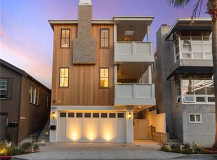320 1st St, Manhattan Beach, CA 90266