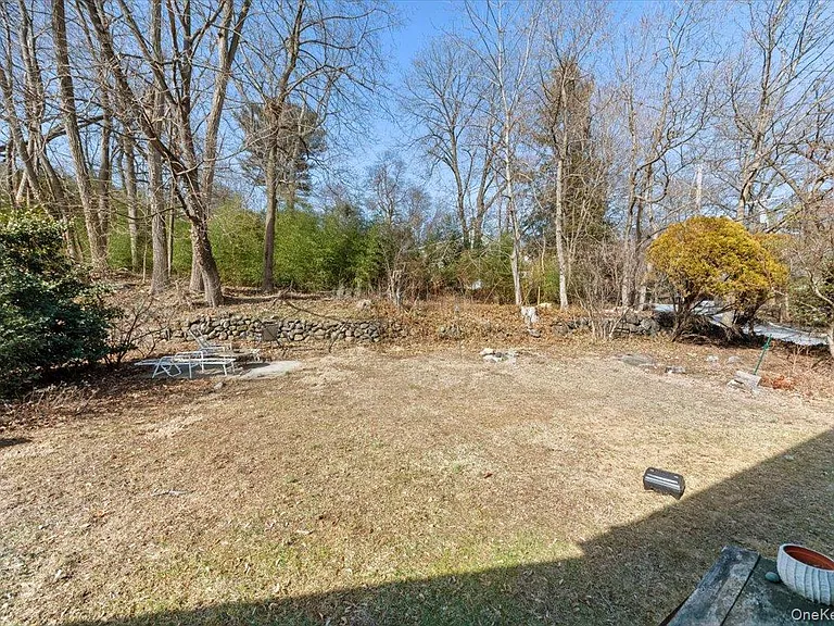 10 Taft Ln — Photo 13