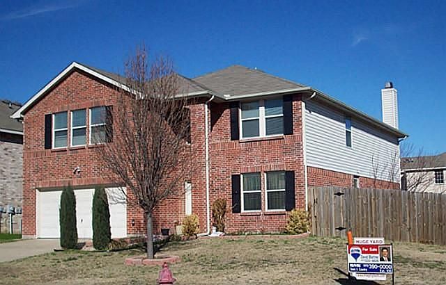 1st image of 2116 Edgewood Dr