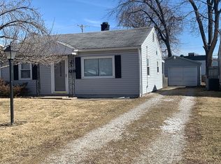 1644 N 21st St, Springfield, IL 62702