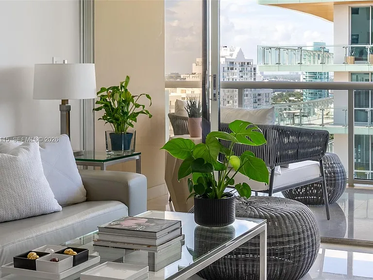 5757 Collins Ave #2207 — Photo 11