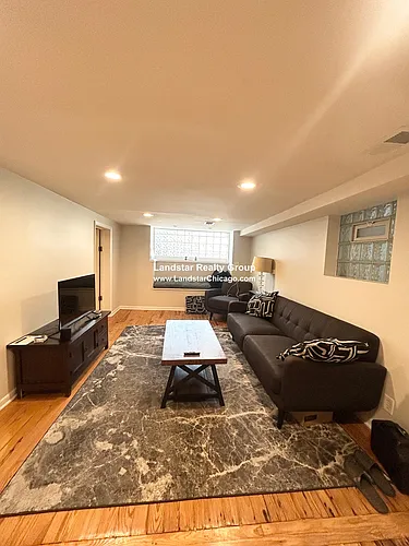 1419 W Grand Ave #G Photo 1