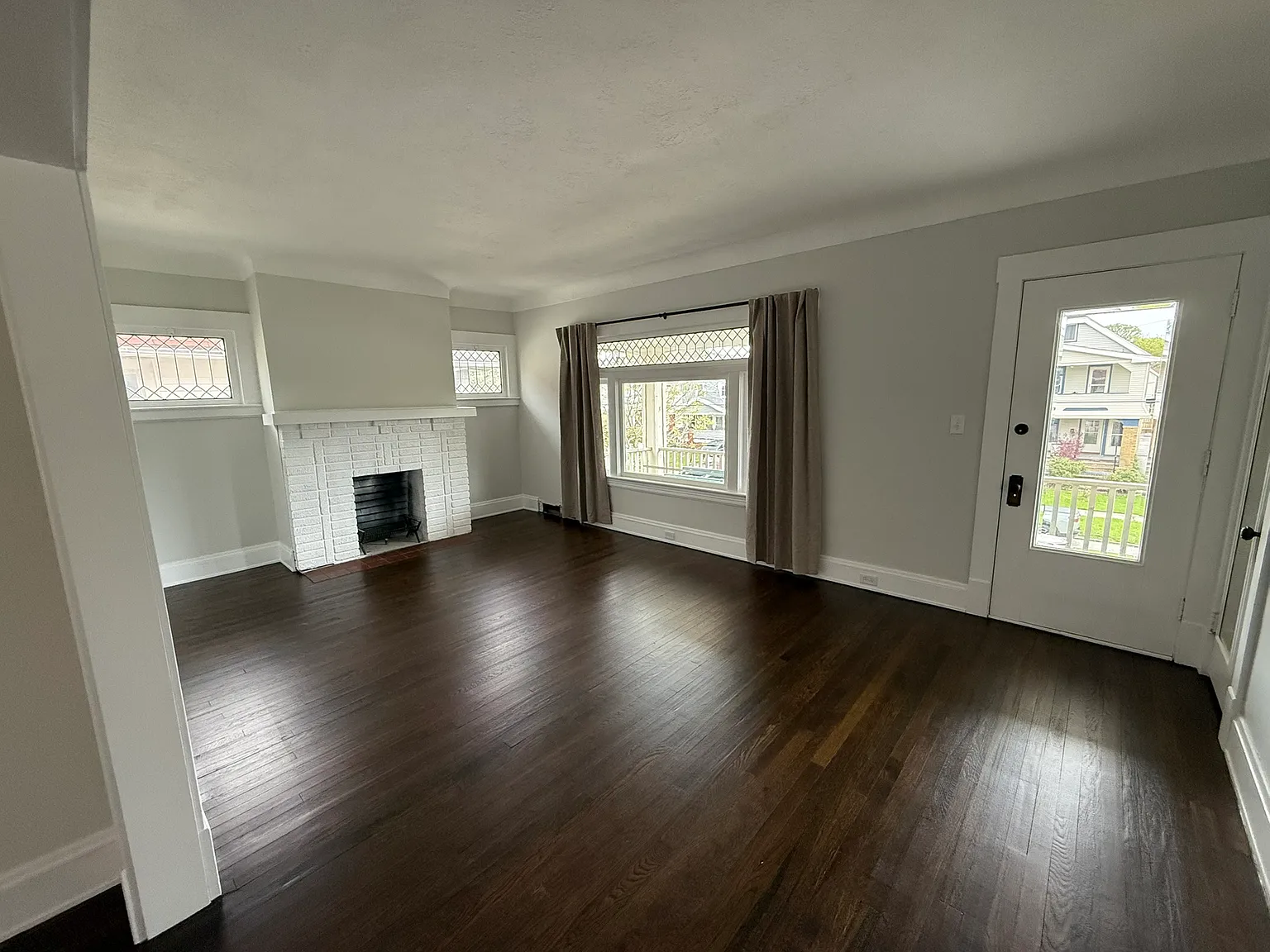 10124 Adelaide Ave photo 1
