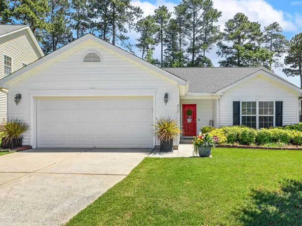 217 Braxcarr St, Holly Springs, NC 27540