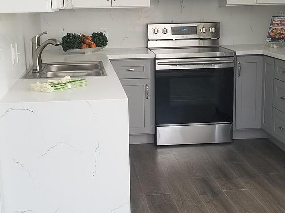 2nd image of 1442 Gordon St APT 8