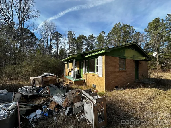 2997 Berry Farm Rd, Carlisle, SC 29031