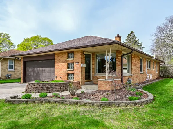 2941 South 80th STREET, West Allis, WI 53219