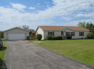 33555 20th Ave, Gobles, MI 49055