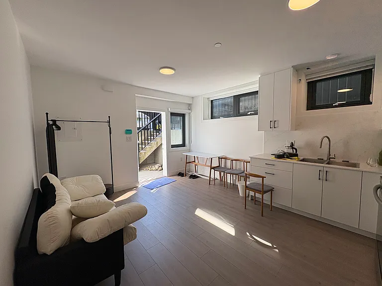 2450 E 53rd Ave — Photo 5