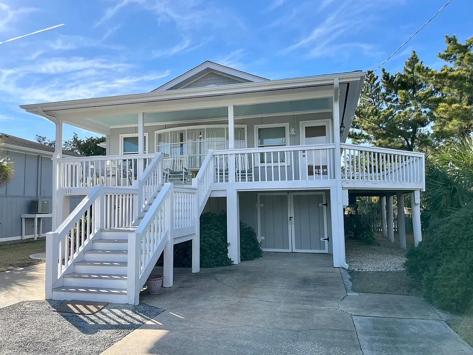 111 Parmele Blvd