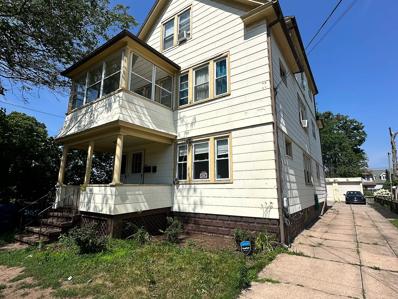 2 bed, 1000 sqft, $2,000 — Photo 1