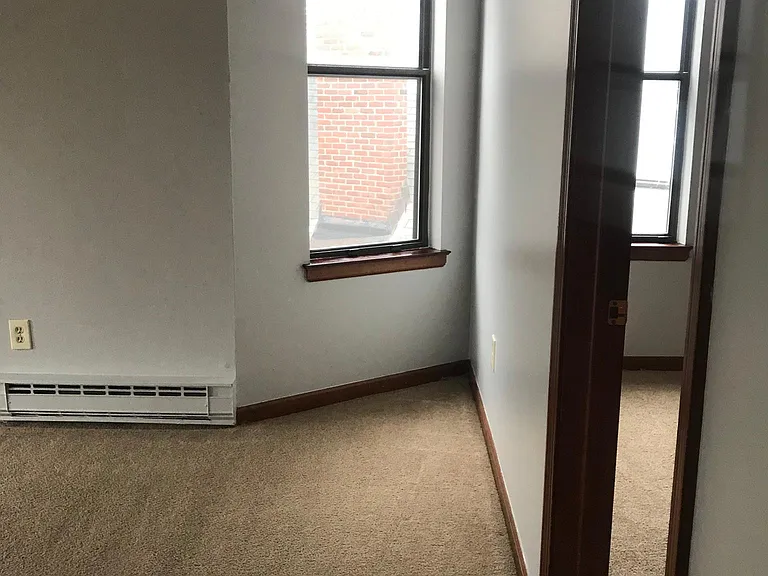 288 Maple Ave #3C — Photo 8