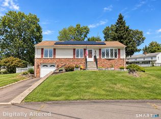 11 Sarah Court, West Haven, CT 06516