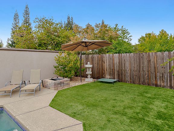 5th image of 152 Orange Blossom Cir
