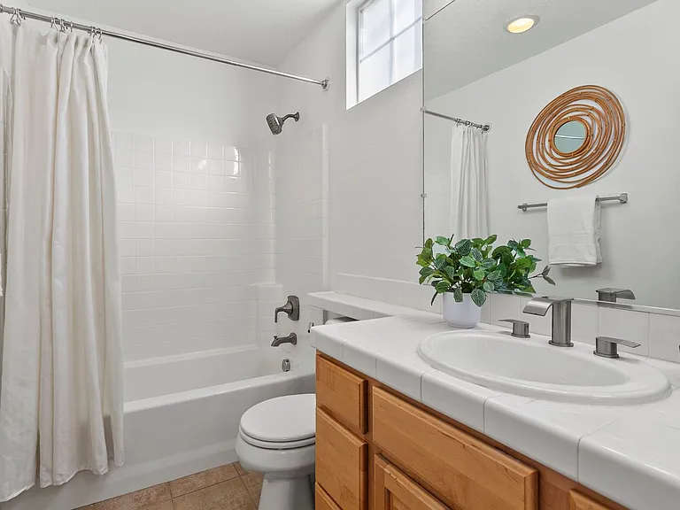 25 Tarleton Ln — Photo 16