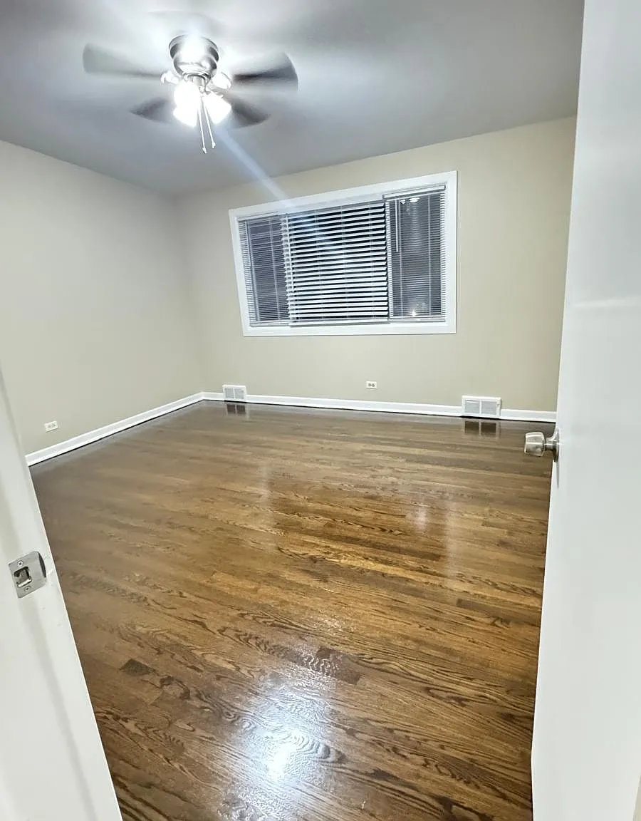 2 bed, 1.5 bath, $2,550 — Photo 4