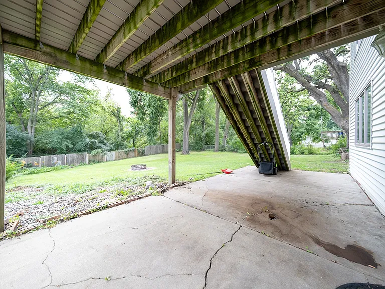 16503 Franklin Trl SE — Photo 32