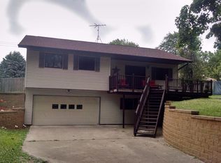 504 Ironwood St, Burlington, IA 52601