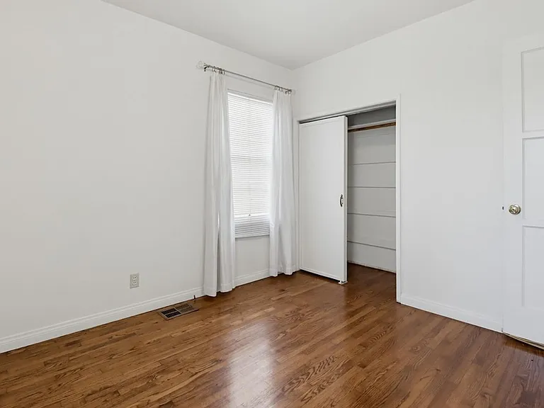 7134 Hybeth Dr — Photo 31