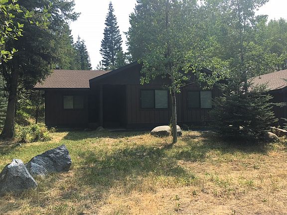 2nd image of 802 Fairway Dr