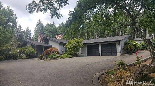 1st image of 824 Kristi Ct