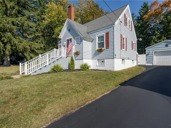115 S Clinton St, Carthage, NY 13619