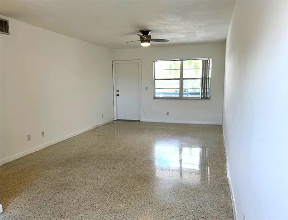 1 bed, 1.0 bath, 620 sqft, $1,550 — Photo 3
