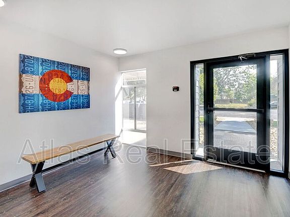 4th image of 1009 13th Ave APT 105