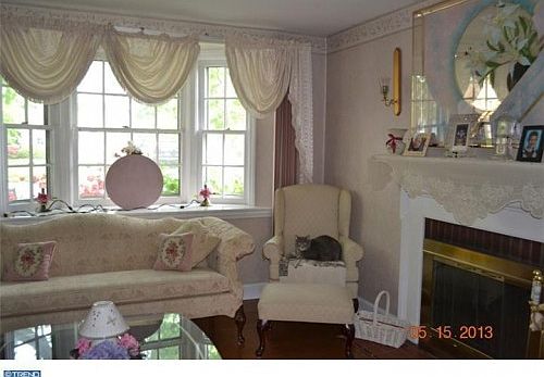 5th image of 186 W Essex Ave