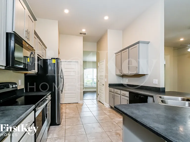 243 Brookshire Dr — Photo 8