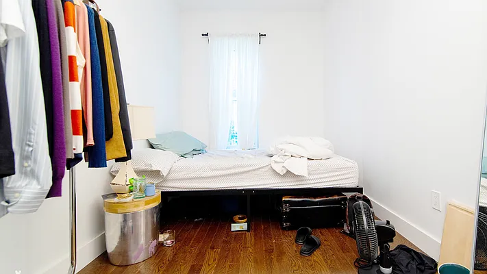 Rented by Nooklyn NYC LLC | media 11