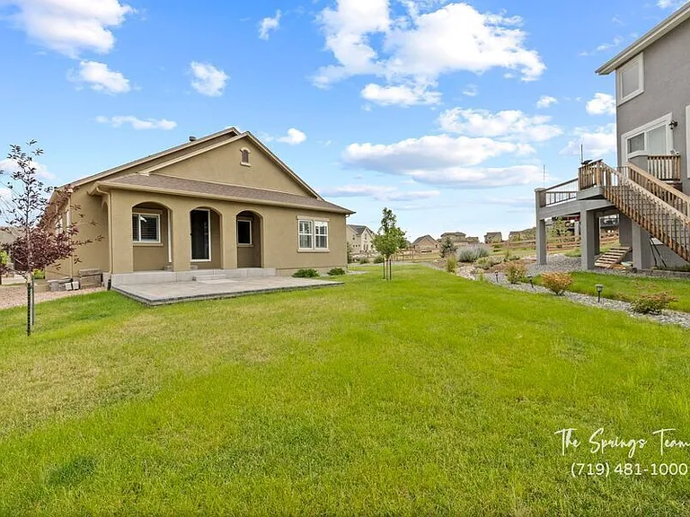 9547 Dewitt Dr — Photo 53