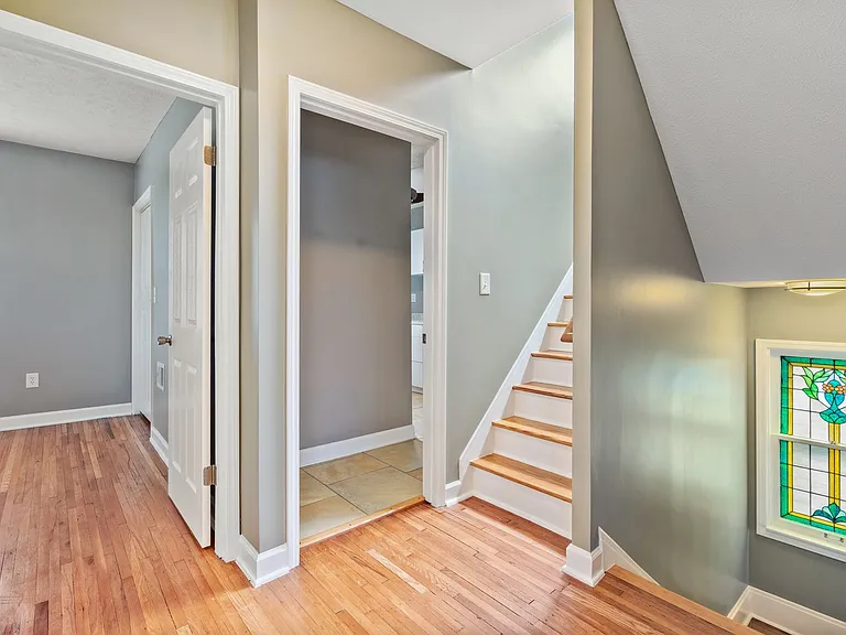 638 Margaret St — Photo 18